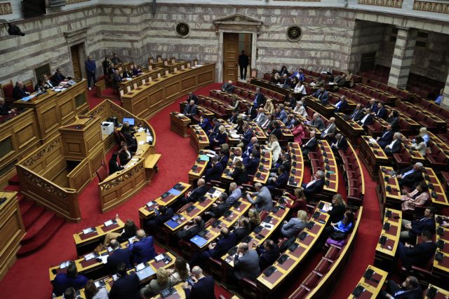 ΠΑΣΟΚ: Στις 24 Σεπτεμβρίου το πρώτο debate -Οι ενστάσεις Δούκα