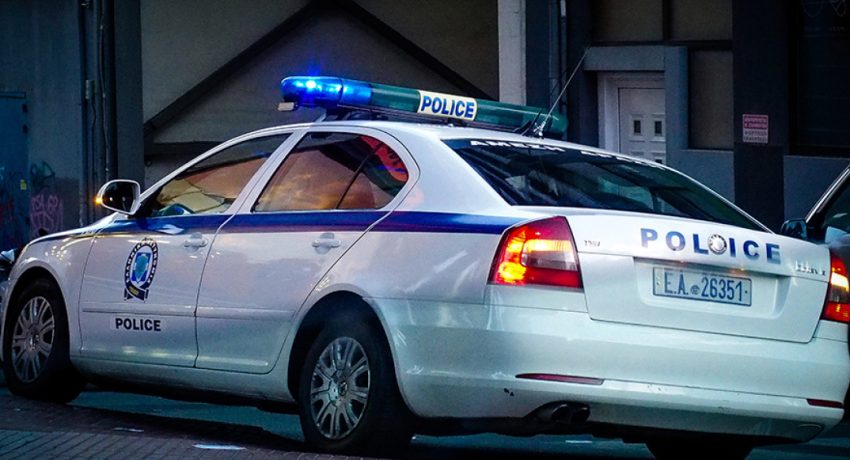 Πα-τέρας βίαζε την κόρη και χτυπούσε τον γιο και τη μάνα τους!