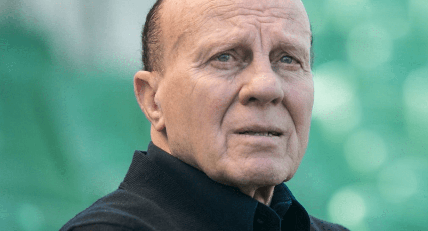 Θρήνος στο ελληνικό ποδόσφαιρο. Έφυγε από τη ζωή ο στρατηγός Μίμης Δομάζος.