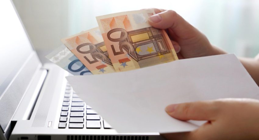 Γιατρός στη Λάρισα: «Δεν θα την χειρουργήσω, θα βγει σήμερα αν δεν μου δώσεις 2.500 ευρώ»