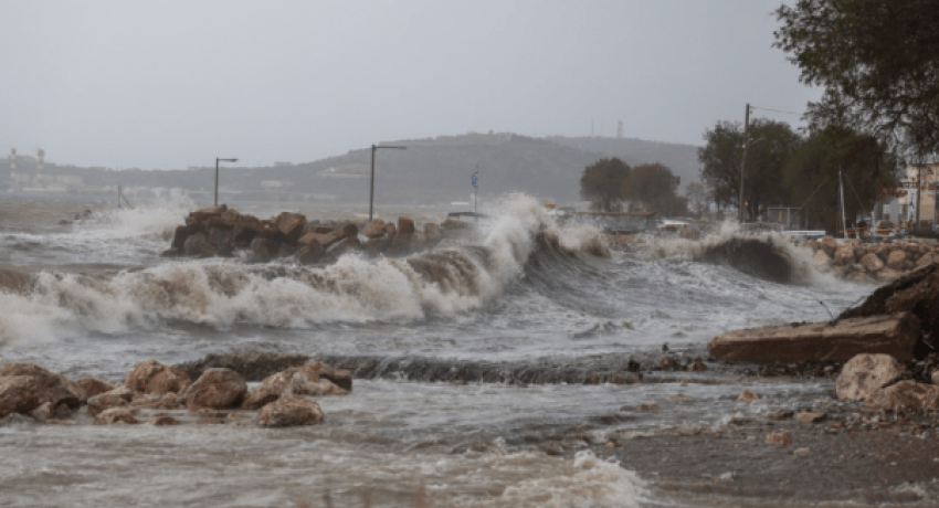 Κακοκαιρία Erminio: Κόκκινη προειδοποίηση για 7 περιοχές – Συνεδρίασε η Επιτροπή Εκτίμησης Κινδύνου