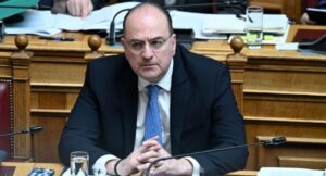 Παραιτήθηκε από υφυπουργός Αγροτικής Ανάπτυξης ο Μακάριος Λαζαρίδης