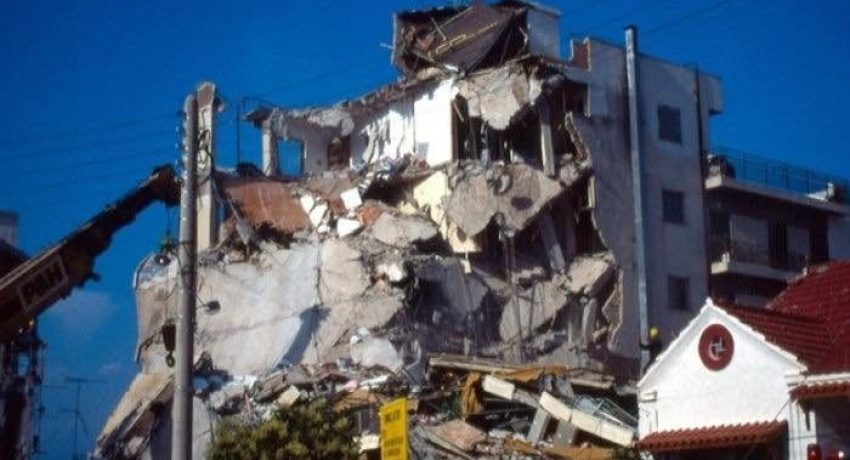 Αίγιο: 31 χρόνια από το φονικό σεισμό-Σήμερα το τρισάγιο