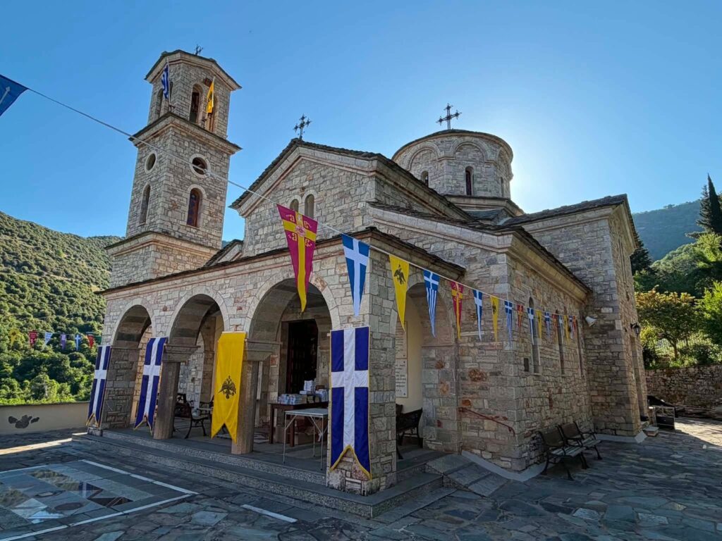 Αρχιερατικό Συλλείτουργο επί τη μνήμη του Αγίου Ενδόξου Νεομάρτυρος Παύλου του εξ Αροανίας