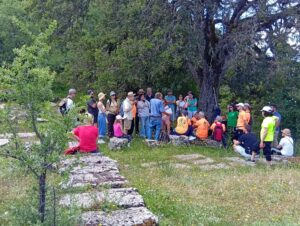 Με ιδιαίτερη επιτυχία η πρώτη ξενάγηση στους Αρχαίους Λουσούς
