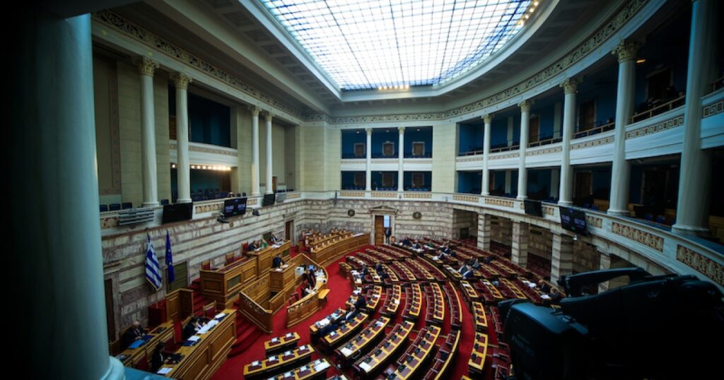 Τέλος στις ακοστολόγητες εξαγγελίες – Νέο σύστημα αξιολόγησης πριν από τις εκλογές