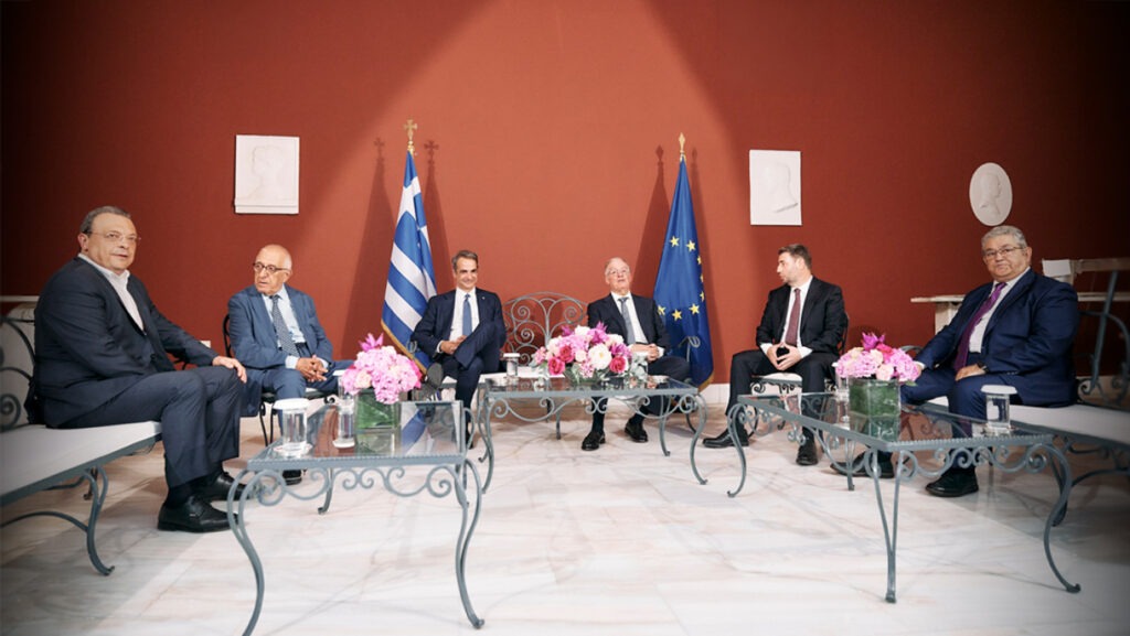Προεδρικό Μέγαρο: Πυρετώδεις προετοιμασίες για τη δεξίωση της 24ης Ιουλίου – Ποιοι θα δώσουν το «παρών»
