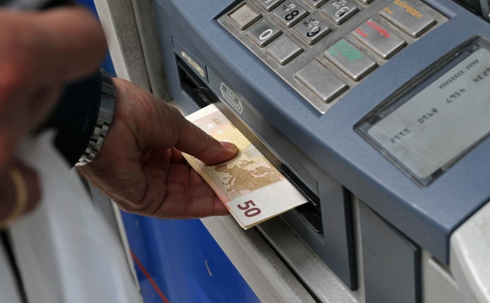ΔΥΠΑ: Τα κριτήρια και οι δικαιούχοι για το εποχικό βοήθημα 1.438 ευρώ