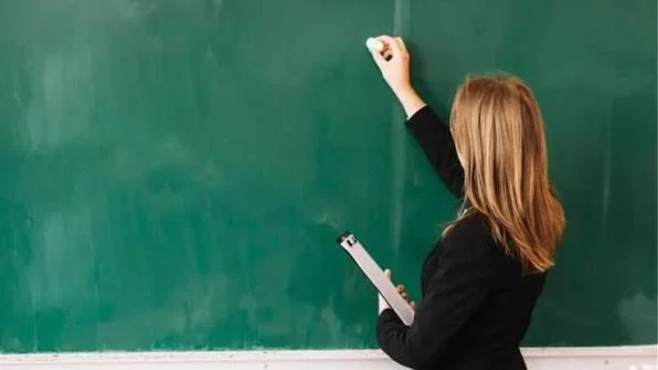 Αχαϊα: Ποιος ελέγχει την ψυχική καταλληλότητα των εκπαιδευτικών στα σχολεία; Ο κανένας!